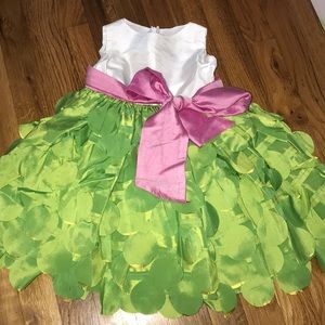 Suzanne Lively dress